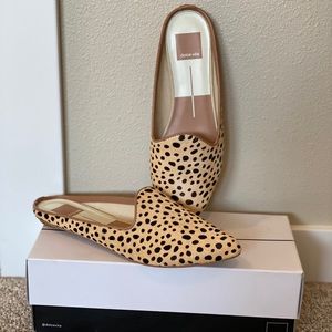 Dolce Vita leopard mules